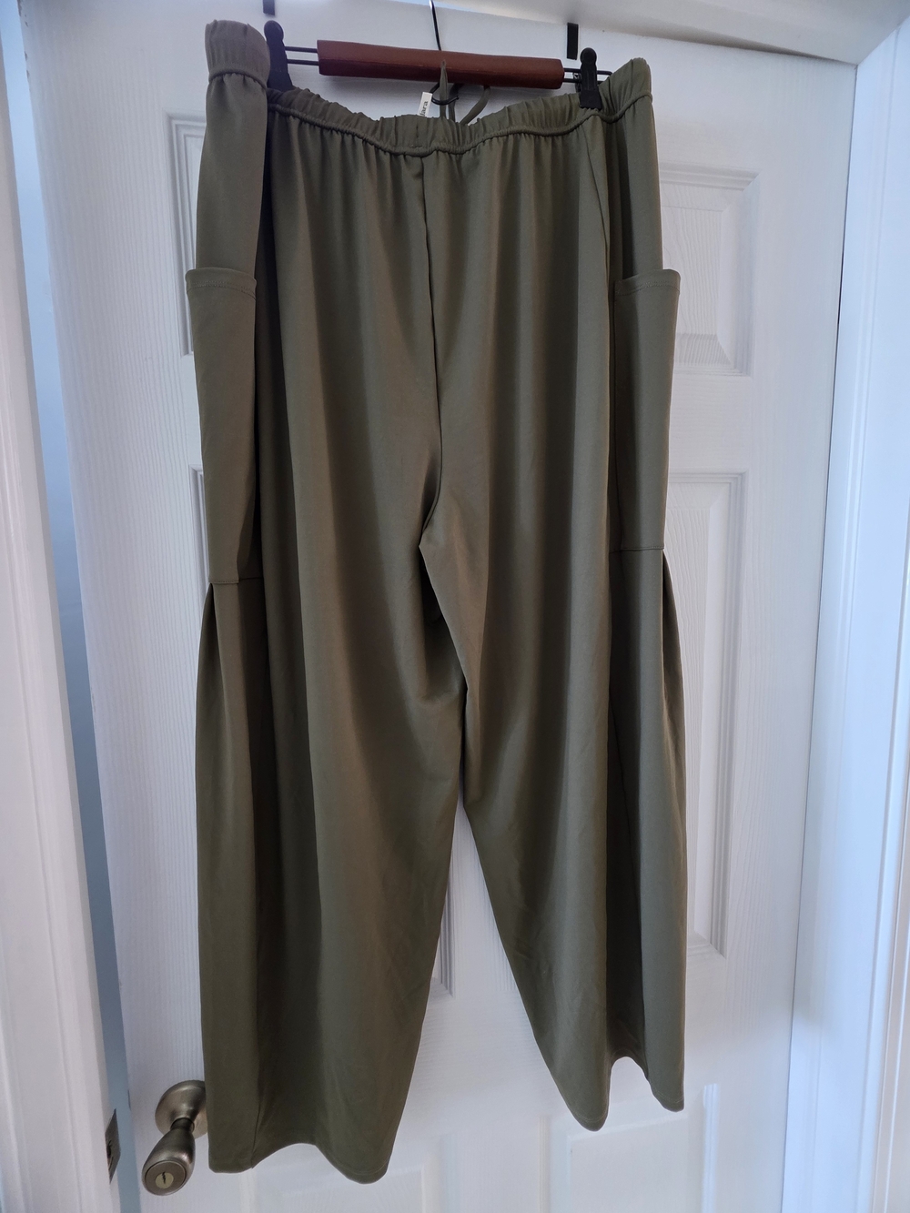 HALARA Wide-Leg Olive Green Drawstring Pocket Pants - Picture 5 of 10